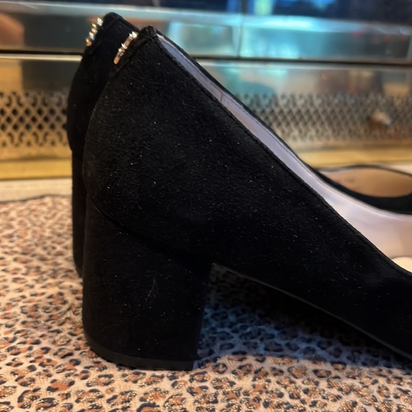 Cole Haan: classy and elegant heels. Size 7.5. - Picture 4 of 11